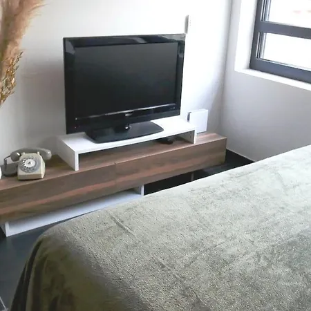 Apartman Au Centre, Cosy, Calme Et Spacieux Studio Moderne Strasbourg