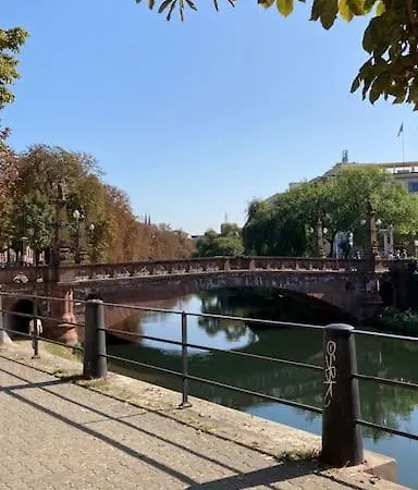 公寓 Au Centre, Cosy, Calme Et Spacieux Studio Moderne 斯特拉斯堡